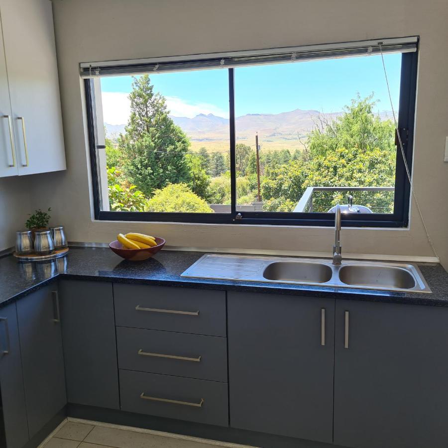 Clarens Escape公寓 外观 照片